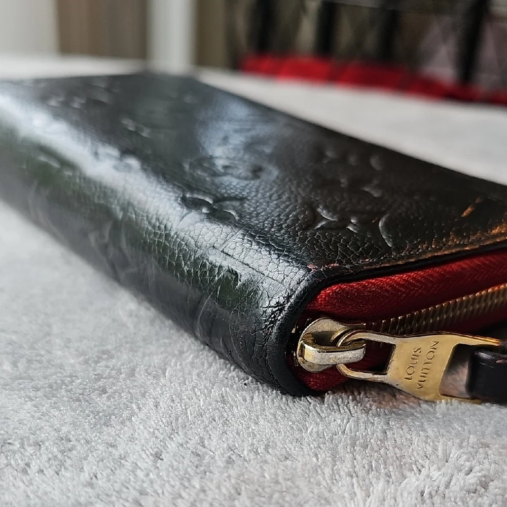 Limited Edition Louis Vuitton Black Leather Monogram Long Wallet - Picture 5 of 15